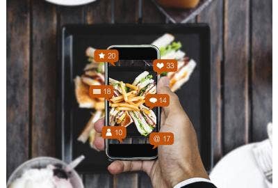 Comment promouvoir son restaurant grâce aux outils digitaux