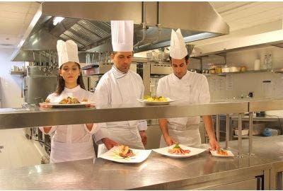 Les différents types de meubles de maintien chaud professionnels disponibles sur le marché