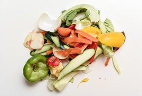 Épluche légumes Épluche légumes