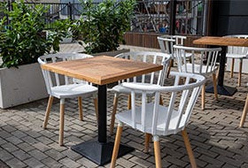 Plateaux de table carrés Plateaux de table carrés