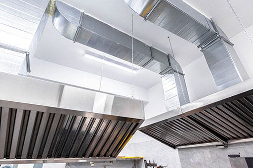 Des hottes pour une ventilation adaptée à votre cuisine